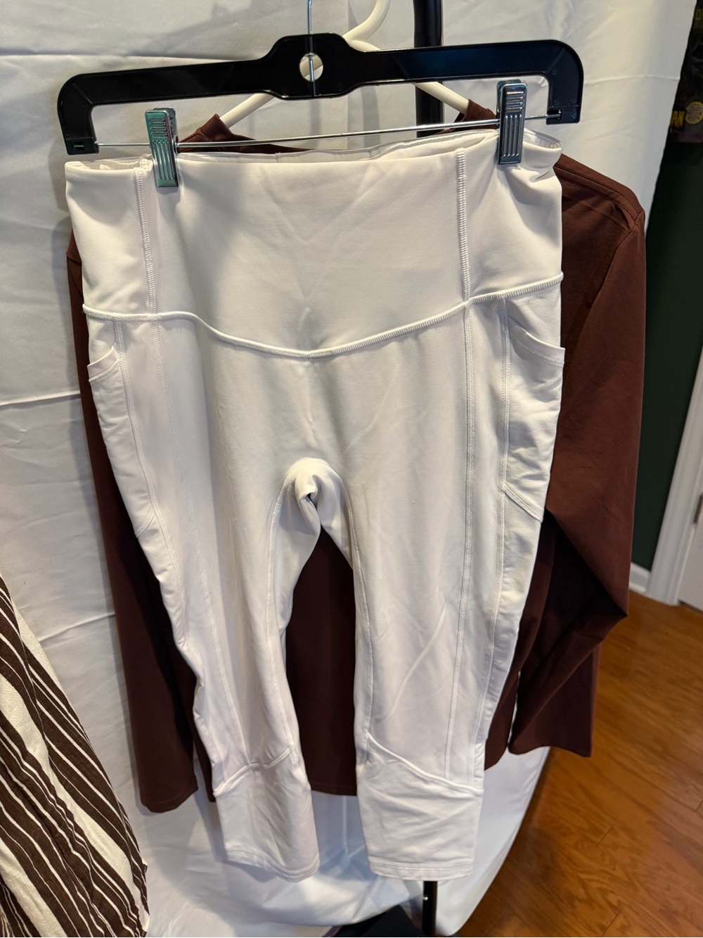 lululemon All the Right Places White Capri 23” Leggings with Side Pockets